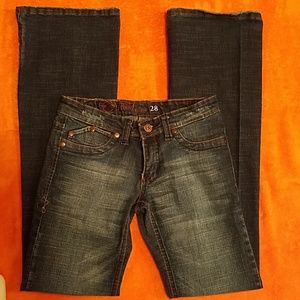 Alouette blue jeans.